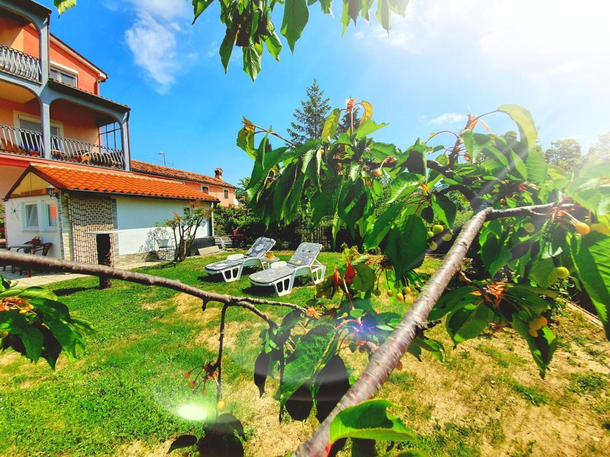Apartments Villa Bazilika Secovlje Luaran gambar
