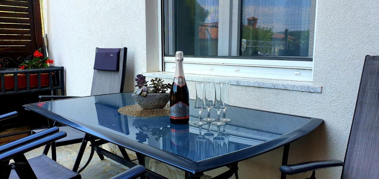 Apartments Villa Bazilika Secovlje Luaran gambar